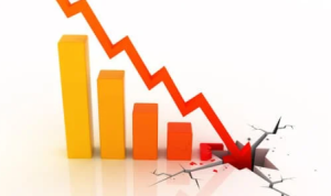 What factors contribute to banking collapses